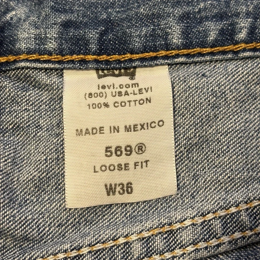 Levis preowned good
